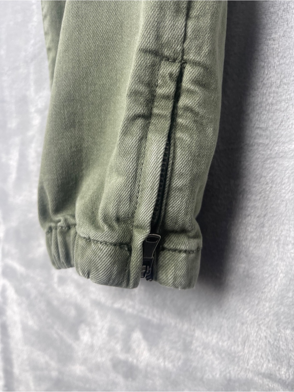 PAIGE petite Mayslie Olive Green Casual jeans - Picture 14 of 14